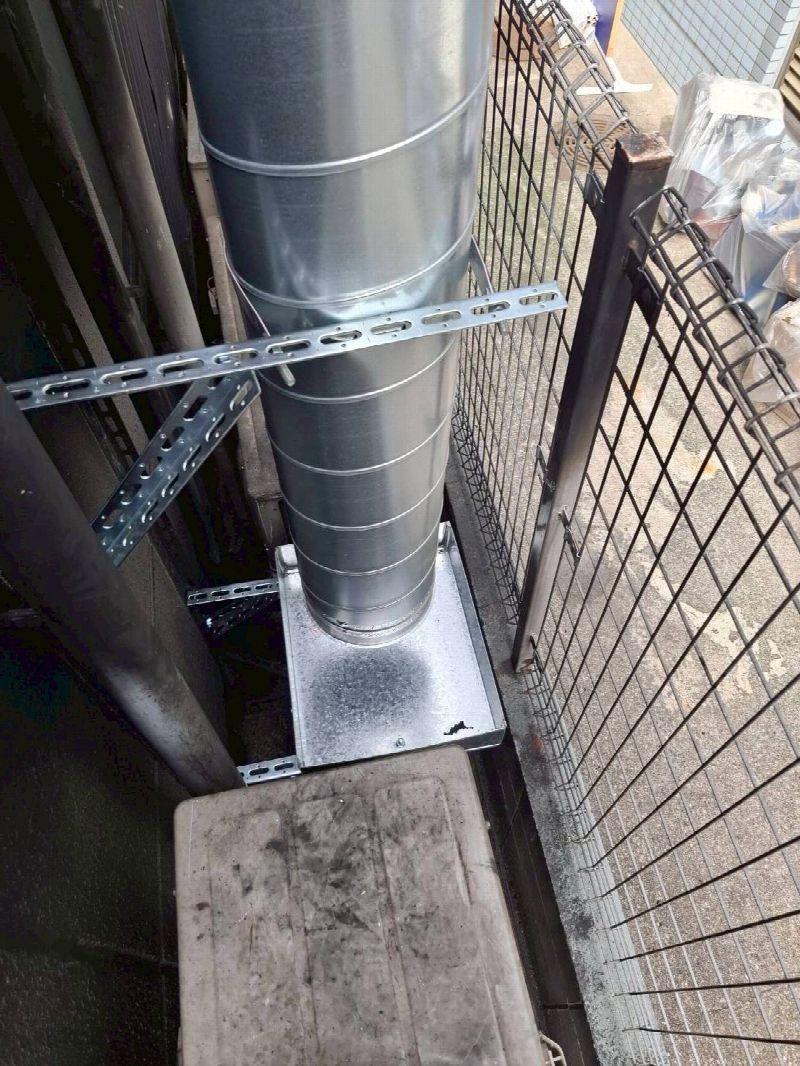 【解決事例】都心部の煙・油煙問題に終止符!「野田の消煙機」設置(写真3)