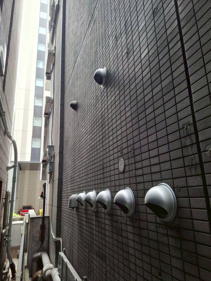 焼肉店並みの油煙をしっかり排気！人気牛カツ店の給排気工事（写真12）