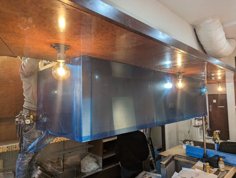 福岡市西区姪浜に新規開店予定の焼鳥店-ダクト立ち上げ工事（写真2）